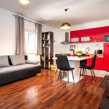 Pet Friendly In With Wifi Apartment Sibenik