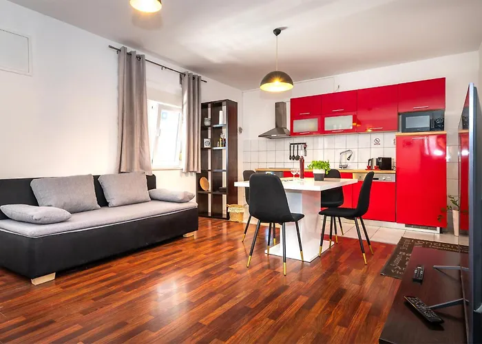 Awesome In Appartement Šibenik